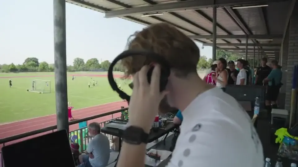 Video: DJ-Set beim NEW Kids Cup auf dem Sportplatz